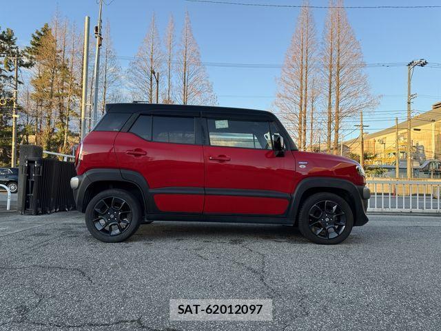 Suzuki X BEE 2019-05 2967592-6