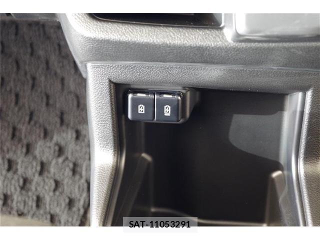 Suzuki X BEE 2025-08 3780639-13