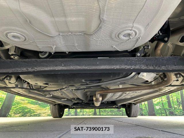 Suzuki X BEE 2022-09 3835200-18