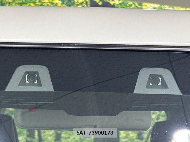 Suzuki X BEE 2022-09 3835200-2