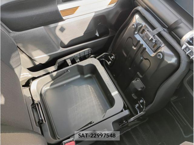 Suzuki X BEE 2020-04 4996094-11