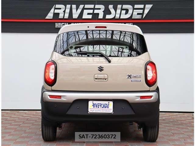 Suzuki X BEE 2022-06 4996063-26