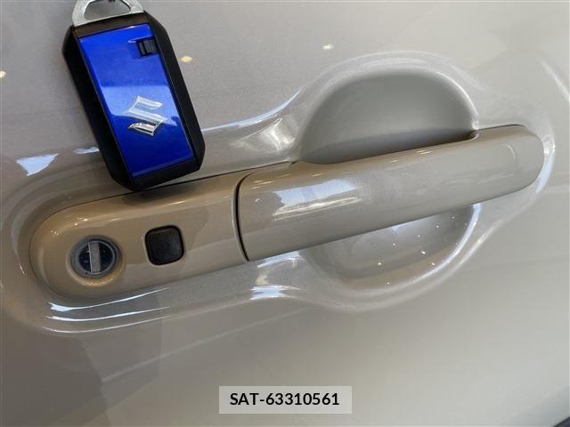 Suzuki X BEE 2020-06 4996089-11