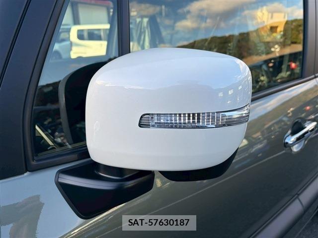 Suzuki X BEE 2025-12 5883383-16