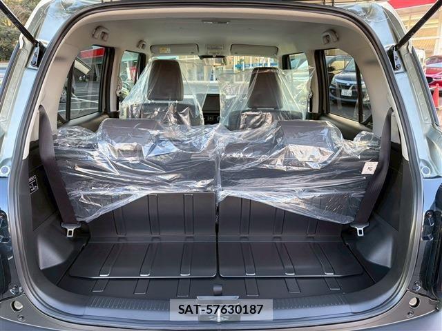 Suzuki X BEE 2025-12 5883383-18