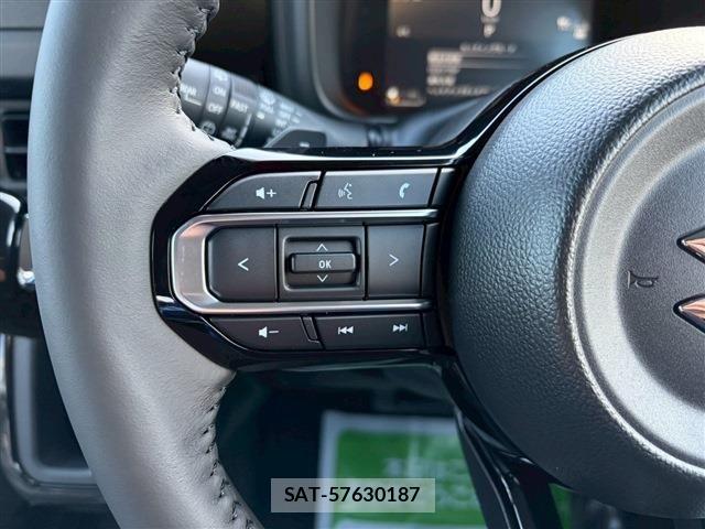 Suzuki X BEE 2025-12 5883383-23