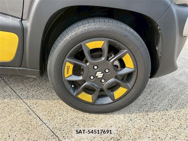 Suzuki X BEE 2019-01 5883419-13