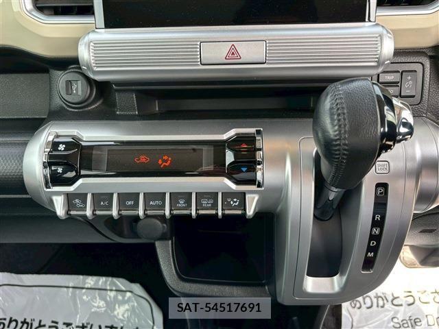 Suzuki X BEE 2019-01 5883419-21