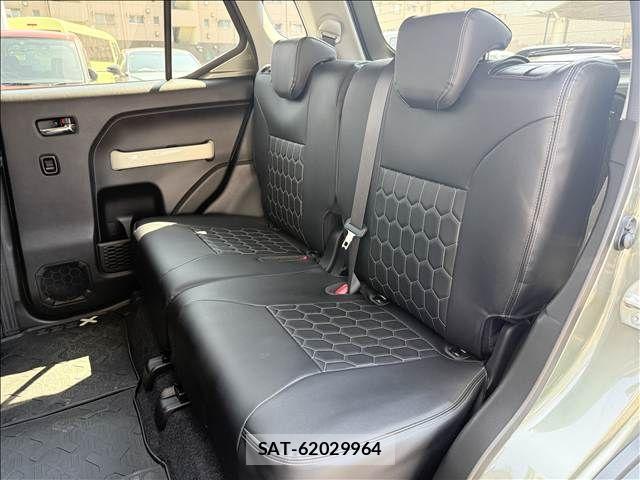 Suzuki X BEE 2023-10 5883408-9