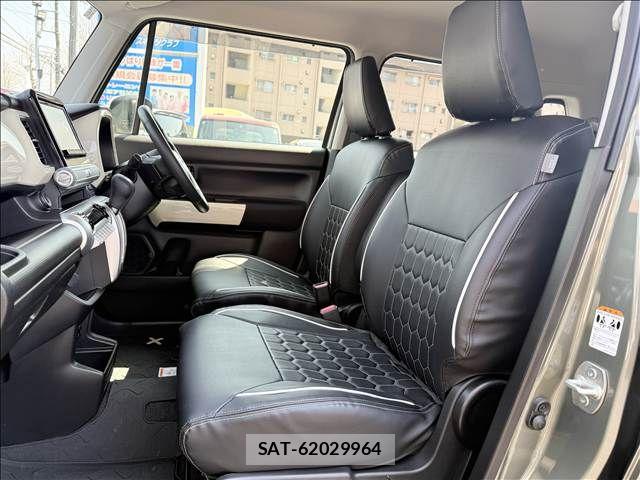 Suzuki X BEE 2023-10 5883408-24