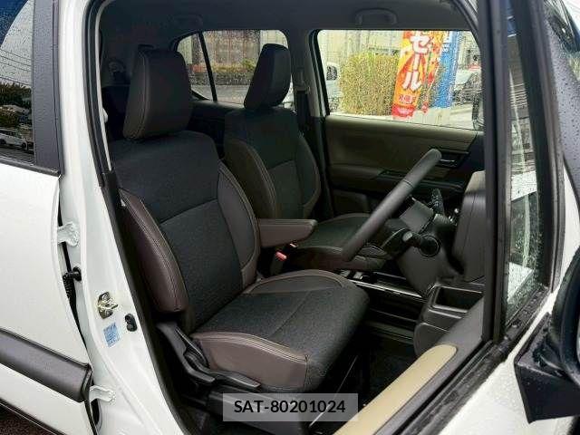 Suzuki X BEE 2026-01 6023680-10