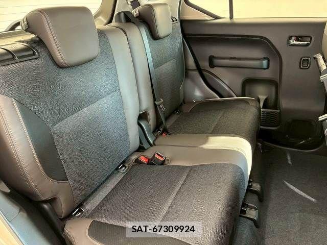 Suzuki X BEE 2026-01 6023678-11