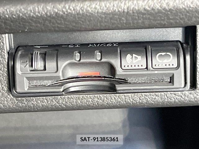 Suzuki X BEE 2019-06 6023697-6
