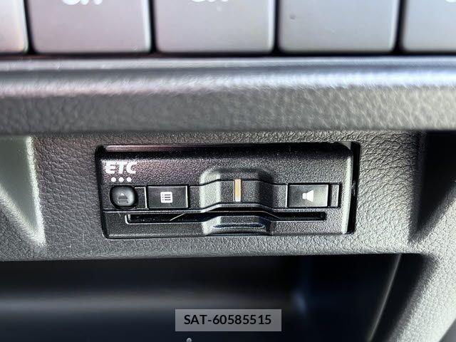 Suzuki X BEE 2022-06 6023693-15