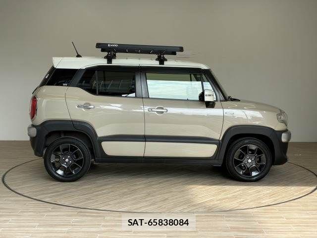 Suzuki X BEE 2019-08 6221374-16