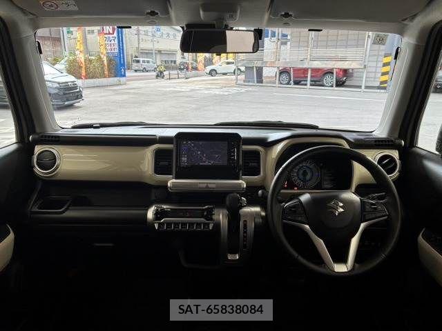 Suzuki X BEE 2019-08 6221374-2