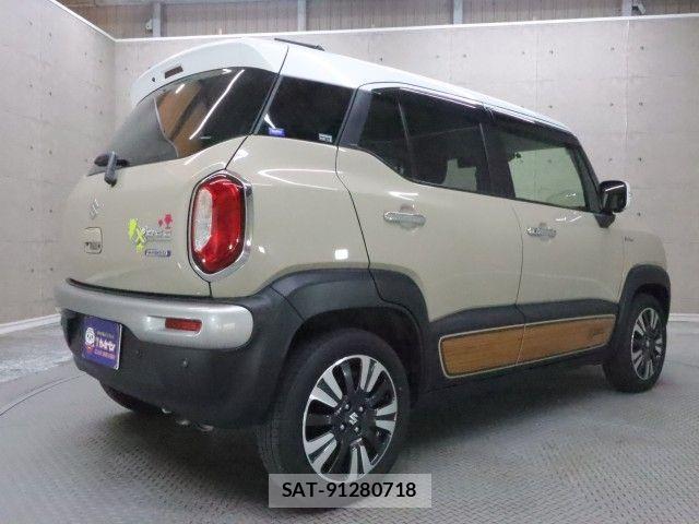 Suzuki X BEE 2022-09 6505170-1