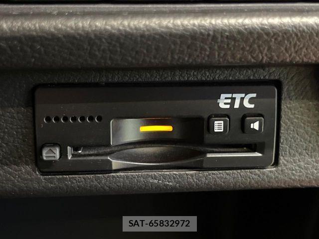 Suzuki X BEE 2019-08 6505179-5