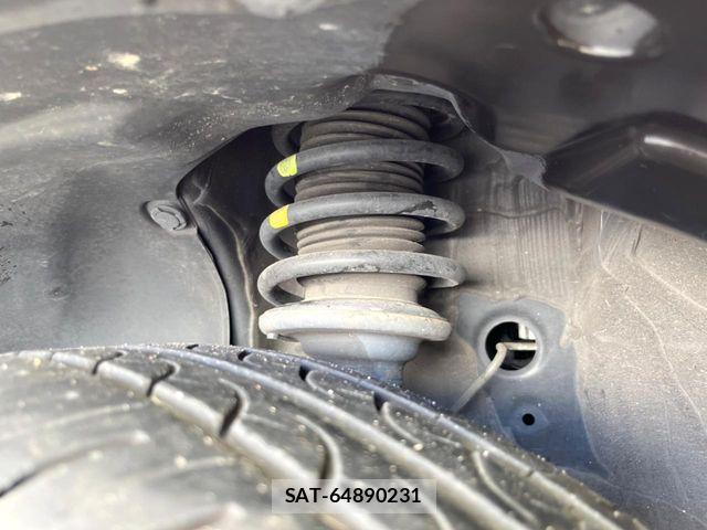 Suzuki X BEE 2018-03 6674239-19
