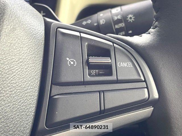 Suzuki X BEE 2018-03 6674239-5