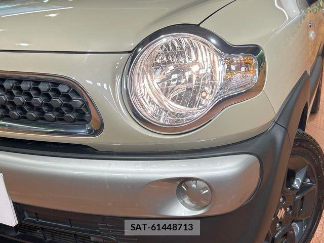 Suzuki X BEE 2018-03 6678864-10