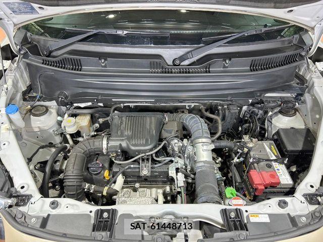 Suzuki X BEE 2018-03 6678864-16