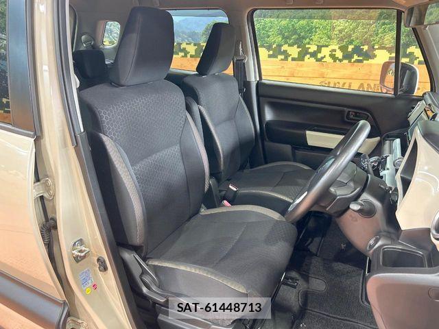 Suzuki X BEE 2018-03 6678864-7
