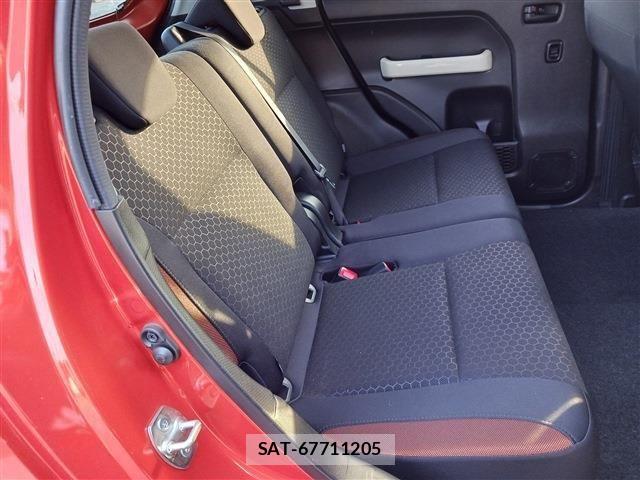 Suzuki X BEE 2019-05 6818135-14