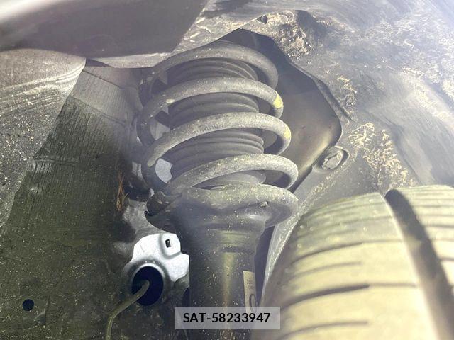 Suzuki X BEE 2022-07 6818129-19