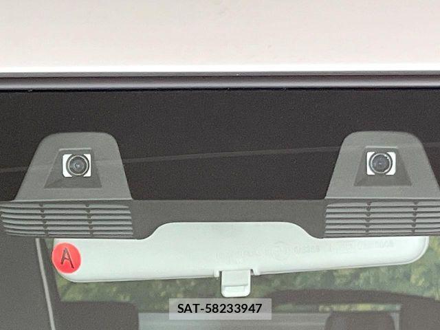 Suzuki X BEE 2022-07 6818129-4