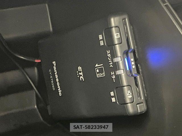 Suzuki X BEE 2022-07 6818129-5