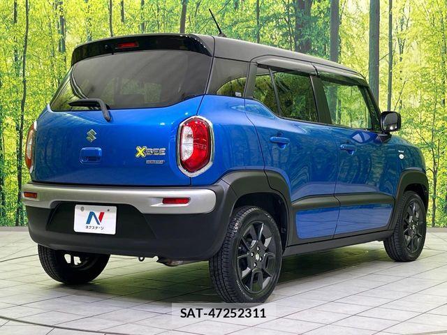 Suzuki X BEE 2019-08 6915793-16