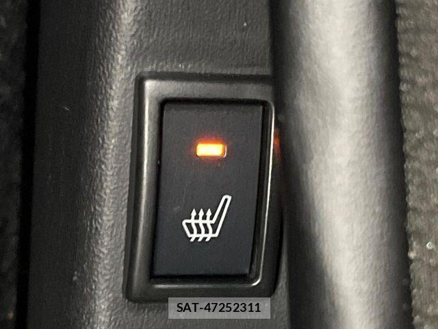 Suzuki X BEE 2019-08 6915793-4