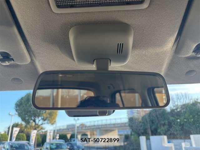 Suzuki X BEE 2018-03 6915788-14