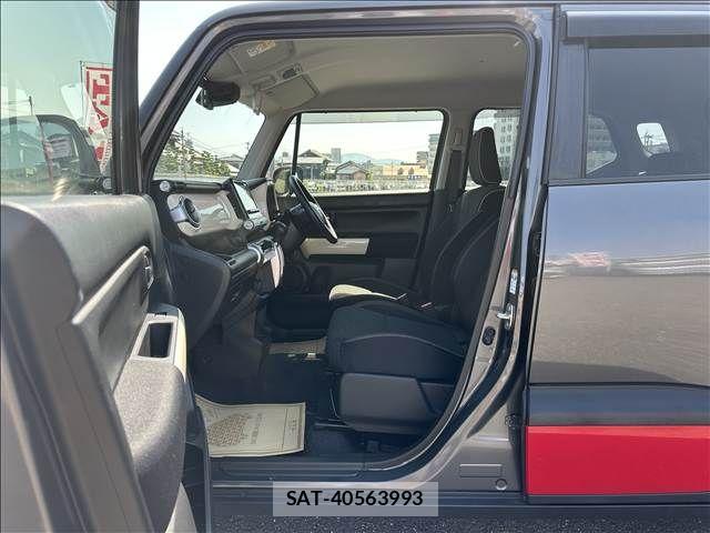 Suzuki X BEE 2019-03 6915792-4