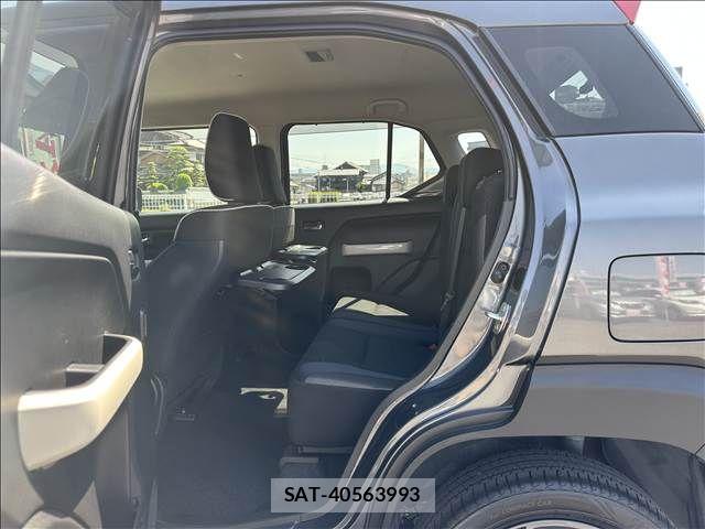 Suzuki X BEE 2019-03 6915792-5