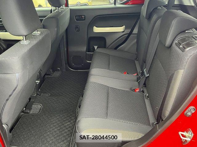 Suzuki X BEE 2019-03 7061494-12