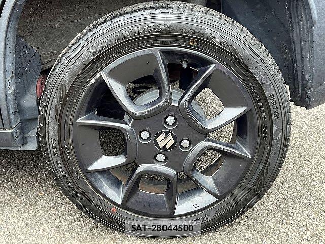 Suzuki X BEE 2019-03 7061494-26