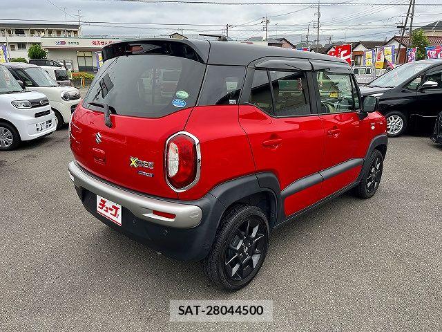 Suzuki X BEE 2019-03 7061494-2
