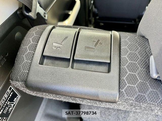 Suzuki X BEE 2020-02 7061499-17