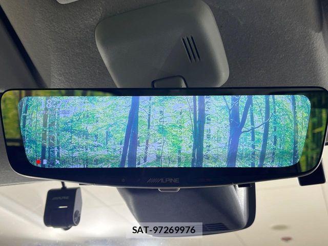 Suzuki X BEE 2018-07 7227521-4