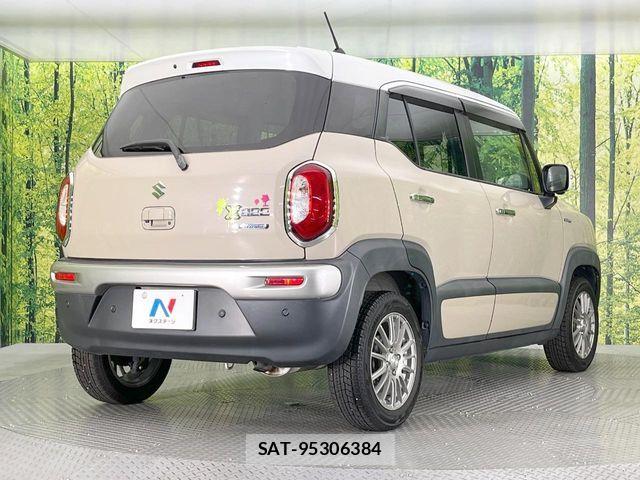 Suzuki X BEE 2018-04 7227516-16
