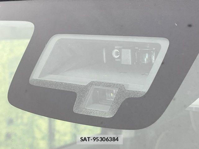 Suzuki X BEE 2018-04 7227516-4