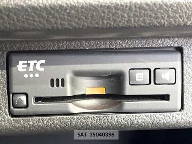 Suzuki X BEE 2019-08 7227526-7