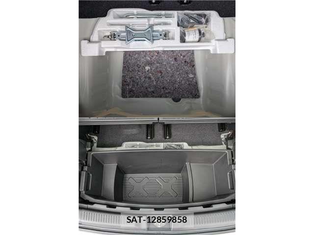 Suzuki X BEE 2018-10 7227518-16