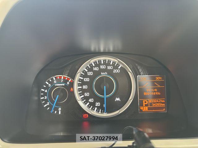 Suzuki X BEE 2021-03 7227534-15