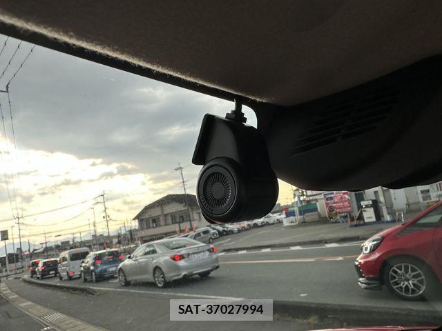 Suzuki X BEE 2021-03 7227534-4