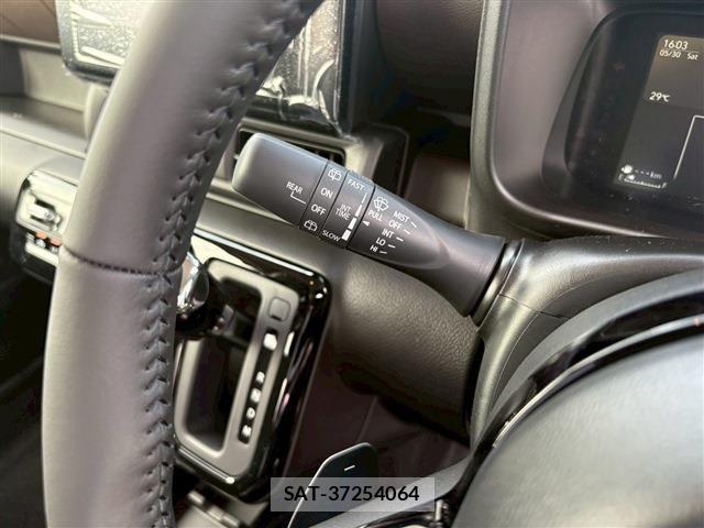 Suzuki X BEE 2026-05 7227532-27