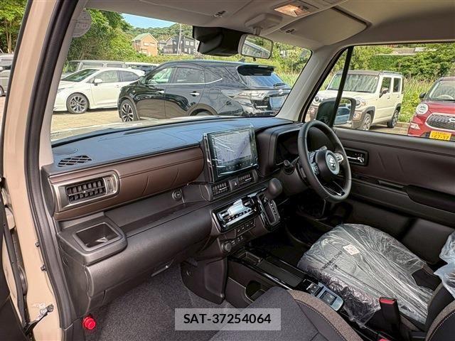 Suzuki X BEE 2026-05 7227532-3