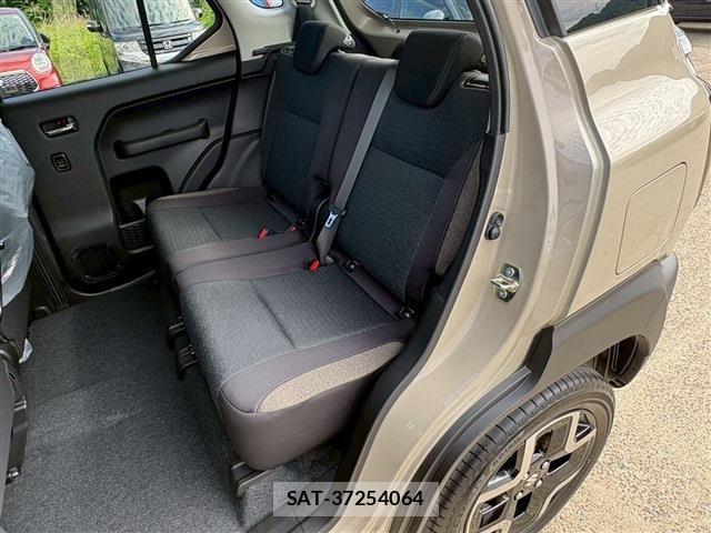 Suzuki X BEE 2026-05 7227532-5
